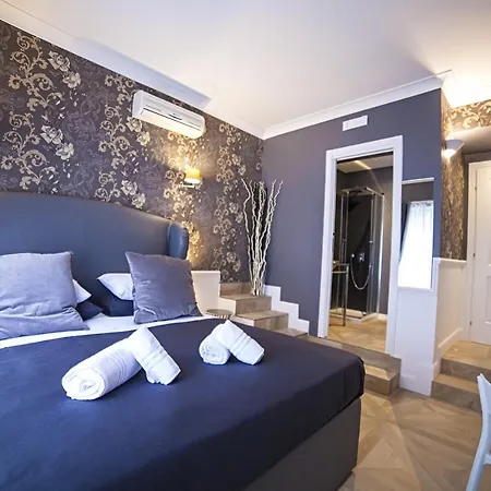 Vatican Luxury Pensionat 4*